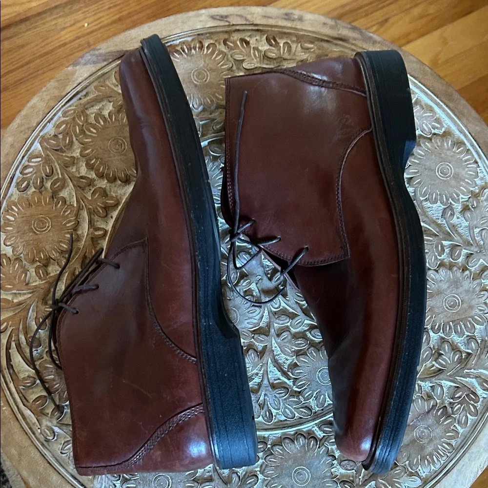 Johnston & Murphy Classic Brown Leather Men's Chukka Boots Size 12 EUC